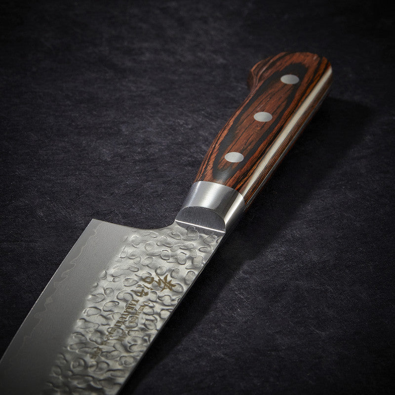Coltello Santoku, lama Damasco 33 strati martellata 180 mm