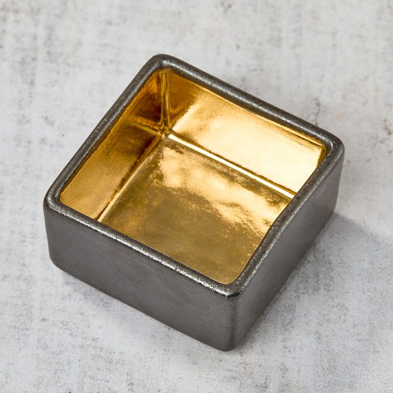 Square amuse-bouche dish