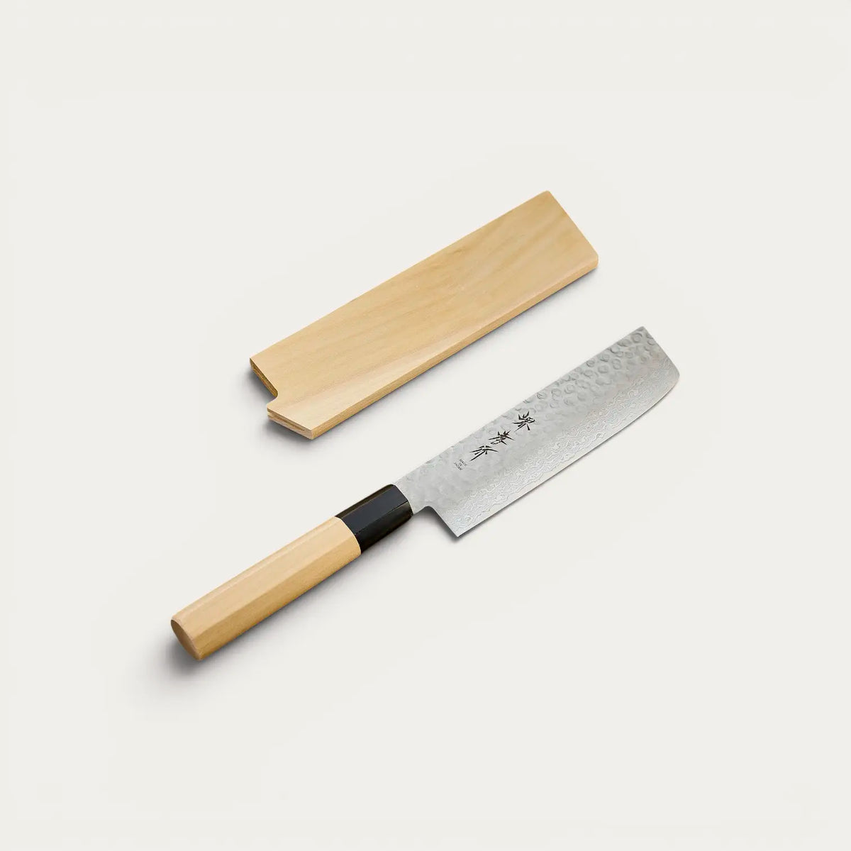 Nakiri Vegetable Knife Damascus Blade 45 Layers Hammered 160 mm
