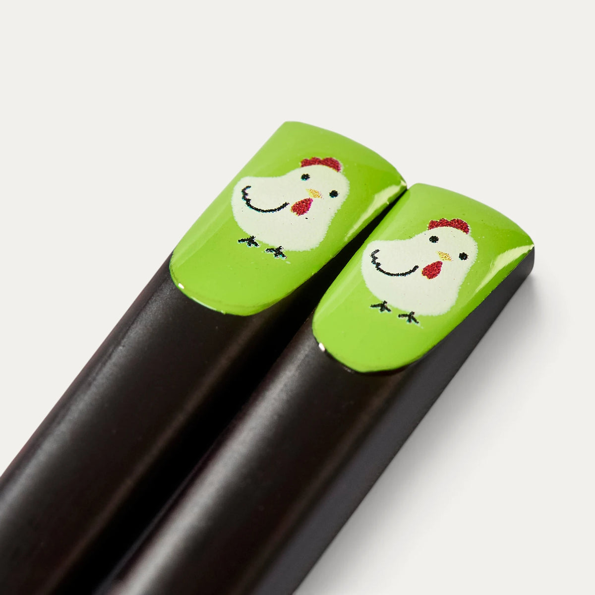 Paar Essstäbchen Tierkreiszeichen