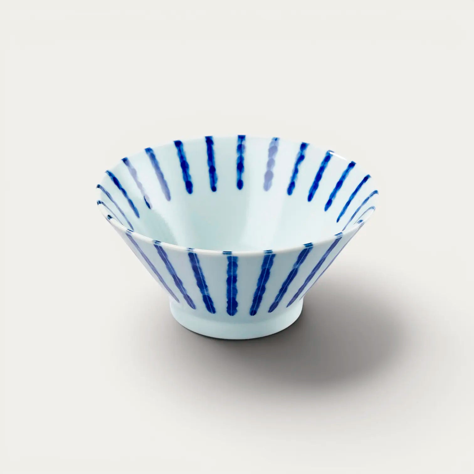 Tigela de rāmen, porcelana Minoyaki, motivo DAMITOKUSA