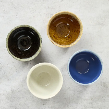 Ensemble de 4 tasses à thé φ 7.6 cm, couleurs assorties