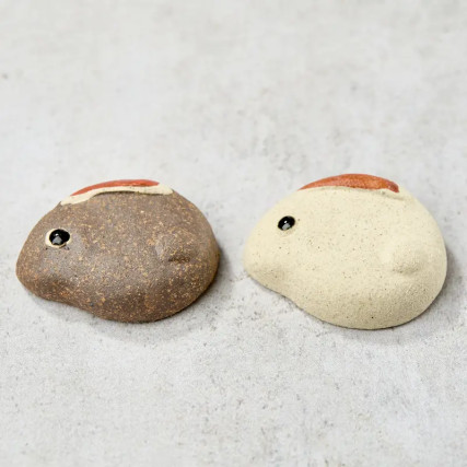Handcrafted chopstick rest