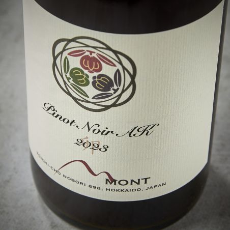 Pinot Noir AK 2023 11%   2023 750ml