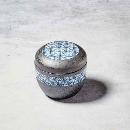 Bolle i Chawan-Mushi, svart krystallmønster