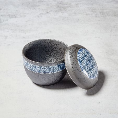 Kom in Chawan-Mushi, zwart kristalpatroon