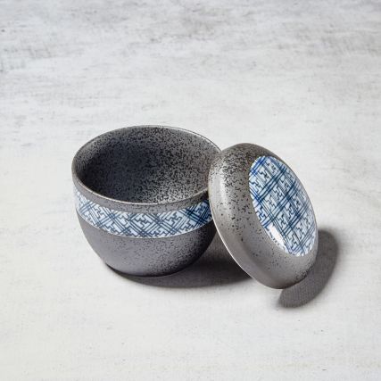 Tigela em Chawan-Mushi, preto padrão de cristal