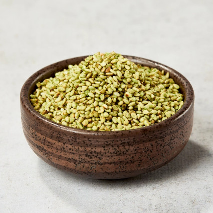 Wasabi flavored toasted sesame seeds 