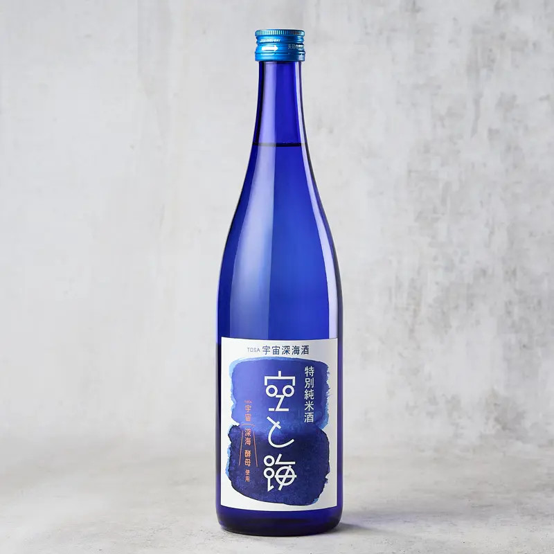 Saké Sora a Umi Tokubetsu Junmai 15%, 720ml Saké Sora a Umi Tokubetsu Junmai 15%, 720ml