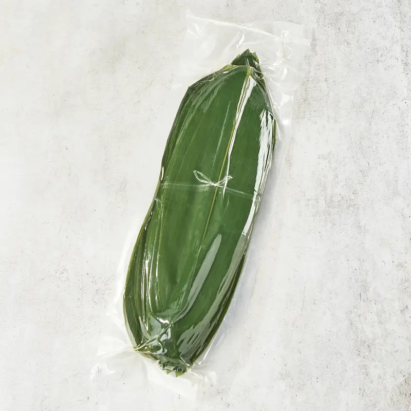 100 Bamboo leaves 25 x 5 cm