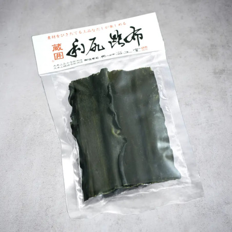 Kombu Glogi wyrafinowane w Kura-Gakoi Wysp Rishiri i Rebun