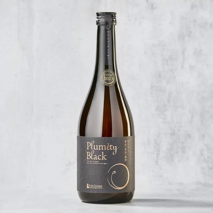 Umeshu plumity negro 19.6% 720 ml