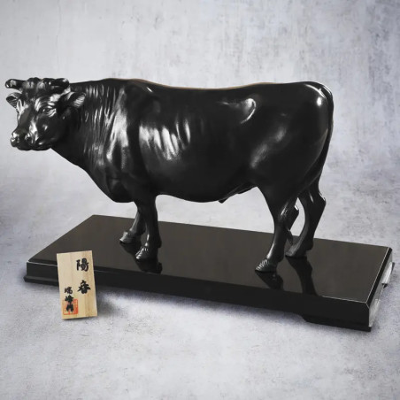 Estatua de aleación Wagyu Youssyun