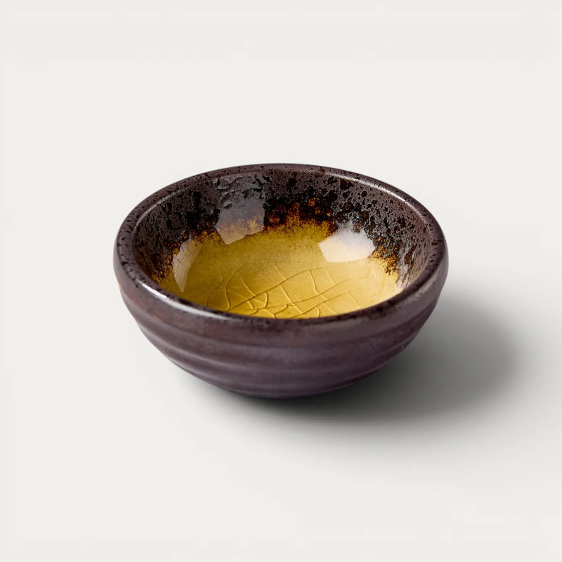 Keramičko šalica i emajlirano staklo Keramičko šalica i emajlirano staklo