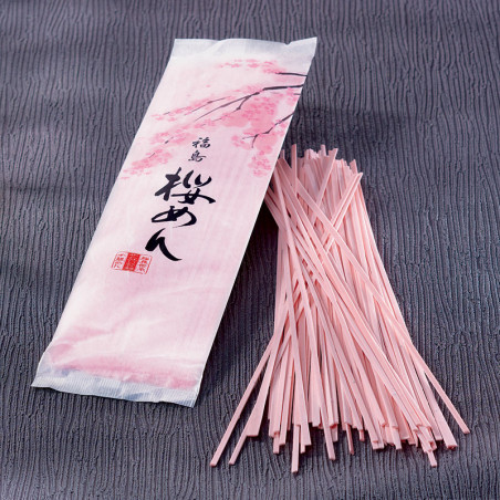 Homens de sakura na folha de cereja sakura