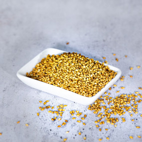 Curry flavored roasted sesame seeds