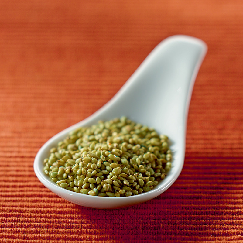 Roasted sesame seeds flavored with Wasabi Sesame