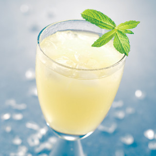 Sake Tsuruume Yuzu