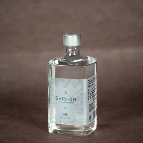 OH1- Gin Jin Shin on de Shimane 47%, 500ml