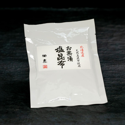 Tsukudani shio kombu pour ochazuke 