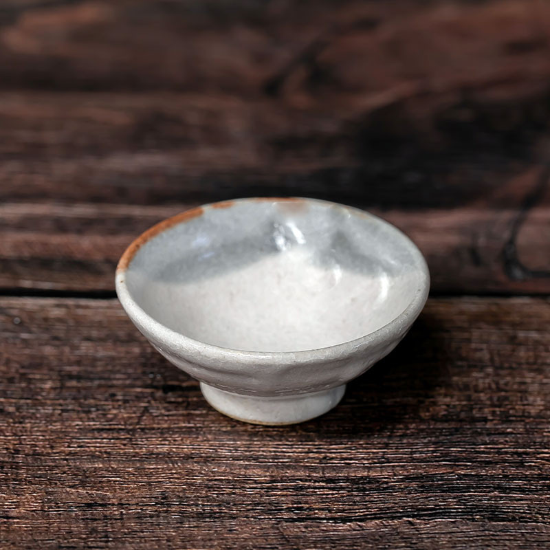 Flat sakazuki sake cup Flat sakazuki sake cup