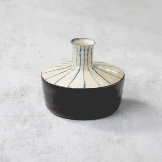 Rare fiole à saké Tokkuri artisanale, pour saké froid ou chaud, modèle black Tokusa