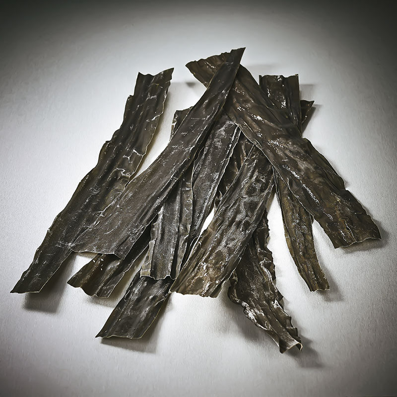 Wild kombu seaweed from the Rishiri and Rebun islands, EXTRA quality, 4 years of aging  Kombu