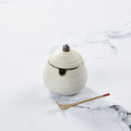 Pot in Shichimi, Karashi, specerijen
