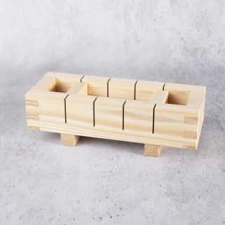 Hinoki Cypress Oshizushi Saba Press 