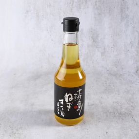 Sesame oil with spring onion