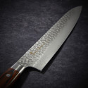 Cuchillo chef con 33 capas en acero de Damasco y hoja martillada de 240 mm Cuchillo chef con 33 capas en acero de Damasco y hoja martillada de 240 mm