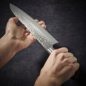 Cuchillo chef con 33 capas en acero de Damasco y hoja martillada de 240 mm Cuchillo chef con 33 capas en acero de Damasco y hoja martillada de 240 mm