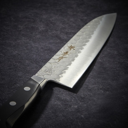 Cuchillo Grand Santoku con 180 mm de hoja martillada