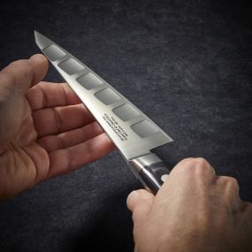 Cuchillo deshuesador Honesuki Kaku, hoja alveolada 150 mm