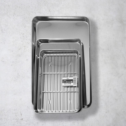 Small display tray