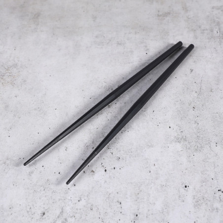 Palillos octagonales negros 225x15x15 mm