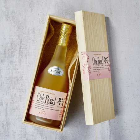 Shochu hrast cesta sakura