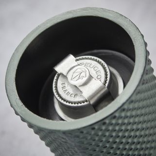 Pepper Mill Peugeot Bali cast iron