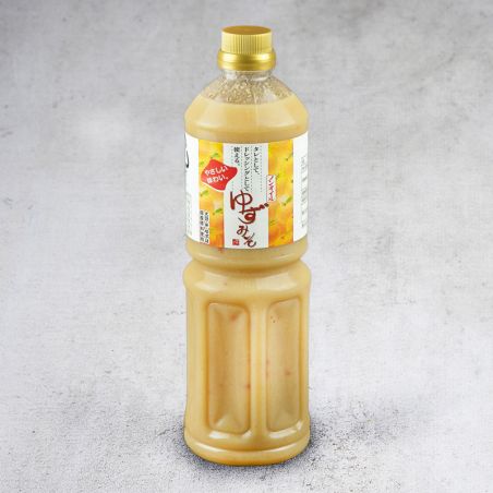 Salsa di insalata e grill con miso bianco e yuzu