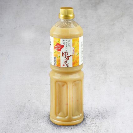 Салата и скара сос с мисо бял и Юзу