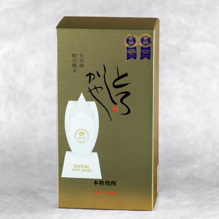 Shōchū de Rice og Barley Koshu Daikoshu Toroshikaaya