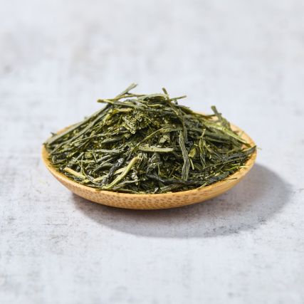 Ekologiskt grönt te ichibancha de uji