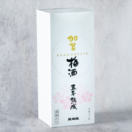 Manzairaku Kaga umeshu, на 5 години