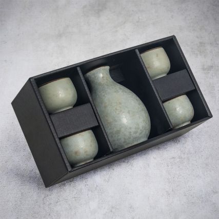 Sake Service in porselein