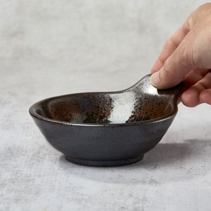 Tonsui dip dubenį 