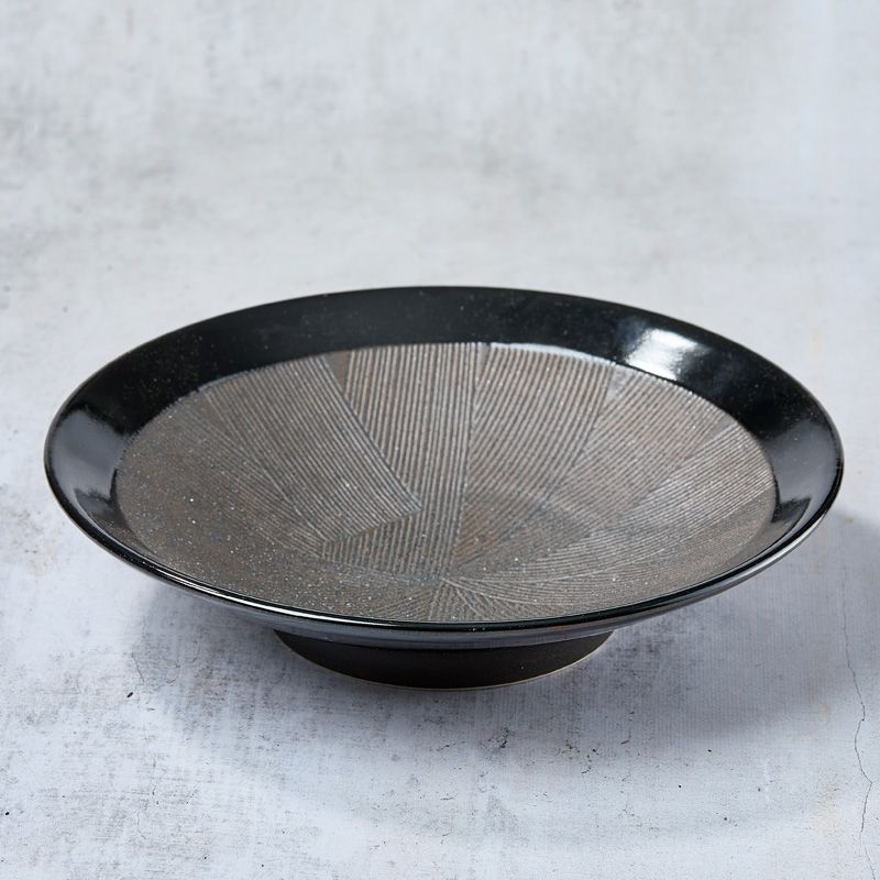 Kushime Membachi Kuro Shumaki plate Ø 27.0 cm, depth 6.2 cm