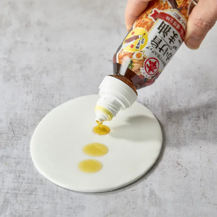 Kakeeuma temno praženo sezamovo olje