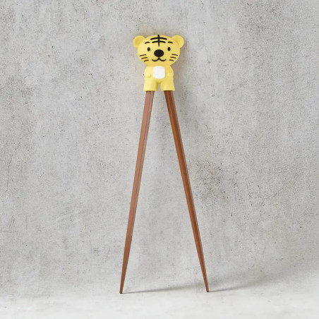 Ayudante de palillos con par de palillos