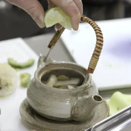 Service Dobin mushi