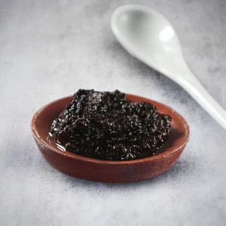 Puré de ajo negro de Tottori